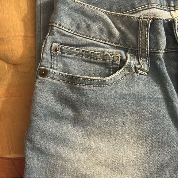 No Boundaries Light Blue Skinny Jeans - Picture 5 of 11